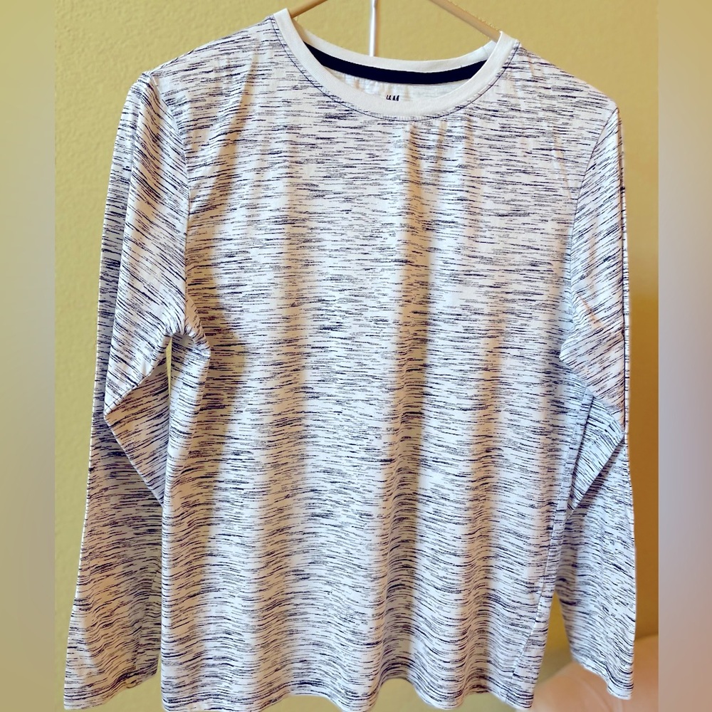 Boys Size 12-14 H&M Shirt